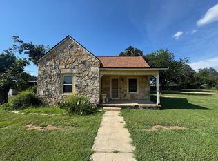 506 9th St, Hico, TX 76457