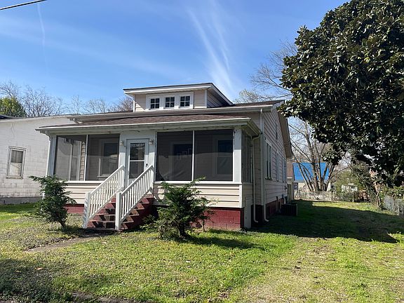 2nd image of 506 Weston St