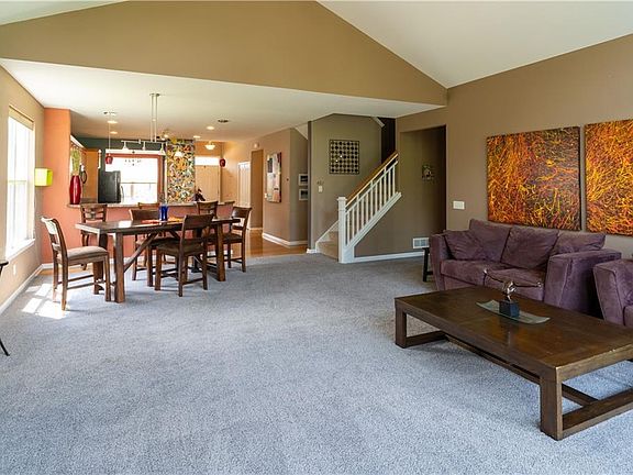 5th image of 1325 Clifford Dr