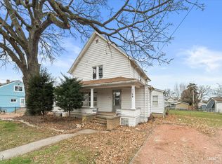 1124 Solfisburg Ave, Aurora, IL 60505