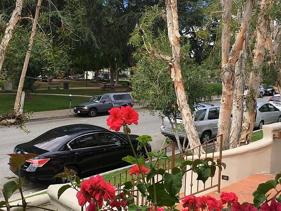 3rd image of 1133 25th St APT 6
