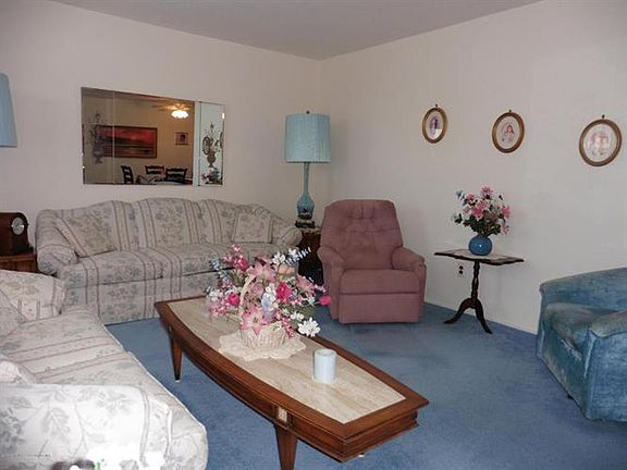 3rd image of 96 Pompton Plains Dr #116
