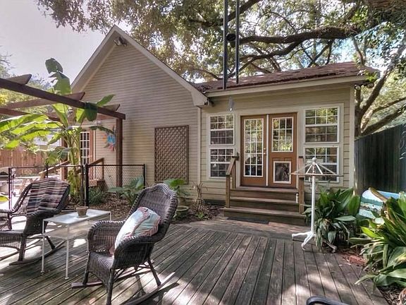 private deck off master