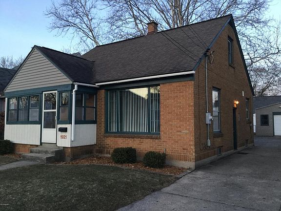 2nd image of 1921 Alba Ave SW