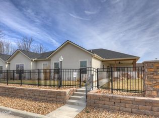 1910 Buena Vista Ave, Carthage, MO 64836