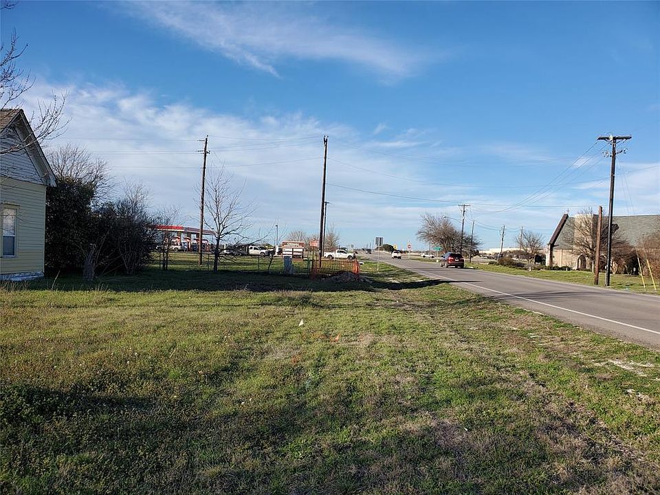 2nd image of 601 Ovilla Rd