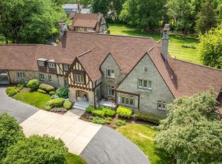 2407 W Galena Ave, Freeport, IL 61032