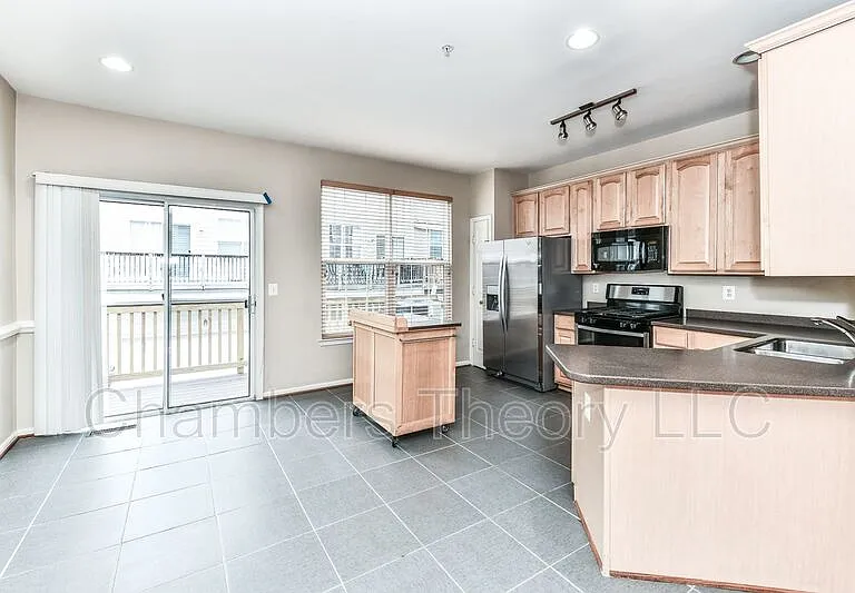 3845 Eisenhower Ave — Photo 6