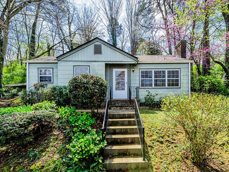 1st image of 2140 Maplewood Dr