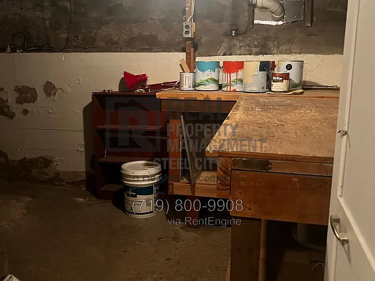 1520 E 8th St — Photo 10