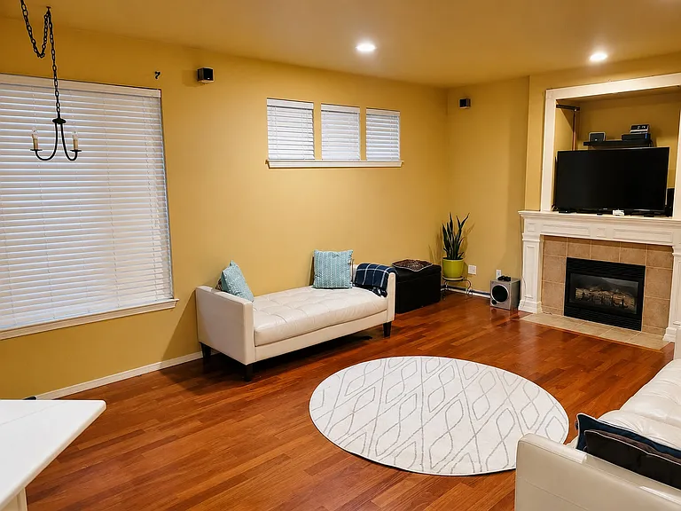 23022 SE 13th Way — Photo 4