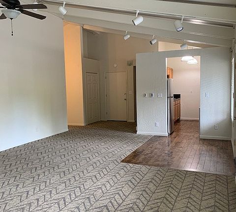 5th image of 605 W Lake Blvd #6