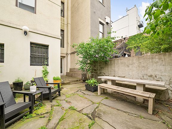 5th image of 135 W 118th St #1