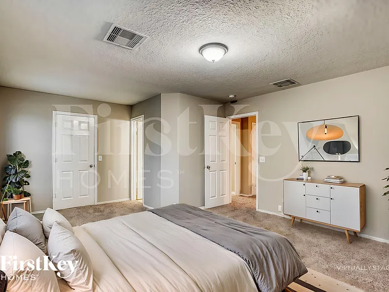 6331 Scotchwood Dr — Photo 11