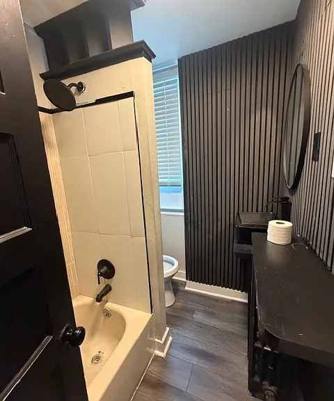 202 Sparks St — Photo 3