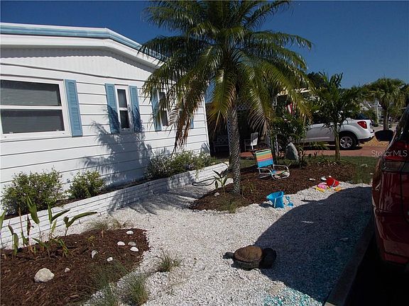 2nd image of 796 Grado Dr