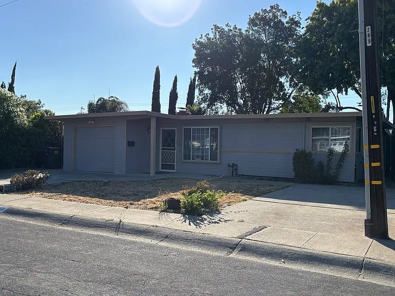 3167 Hacienda Dr — Photo 18