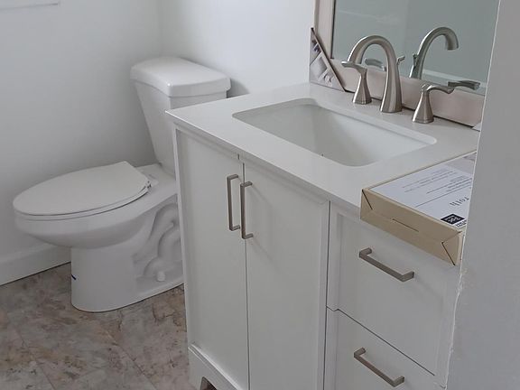 3rd image of 701 Southside Ave APT 1
