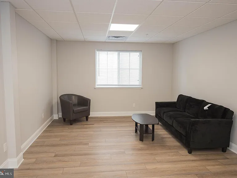 123 Bateman St #2-214B — Photo 24