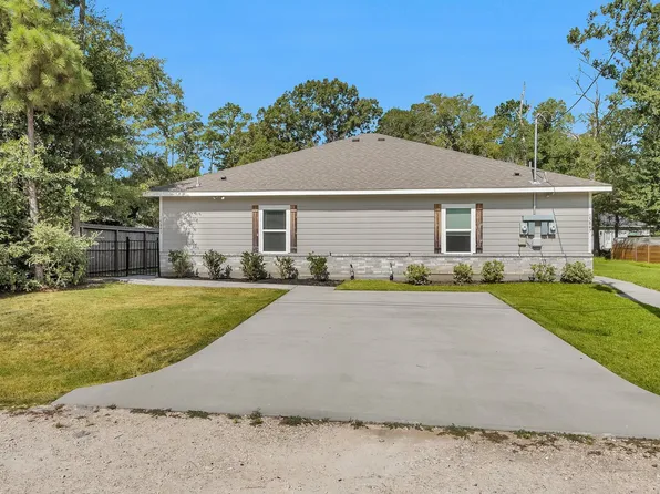 15841 Beechnut Dr, Montgomery, TX 77356