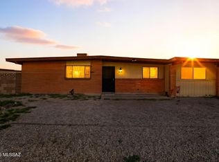 8135 E Escalante Rd, Tucson, AZ 85730
