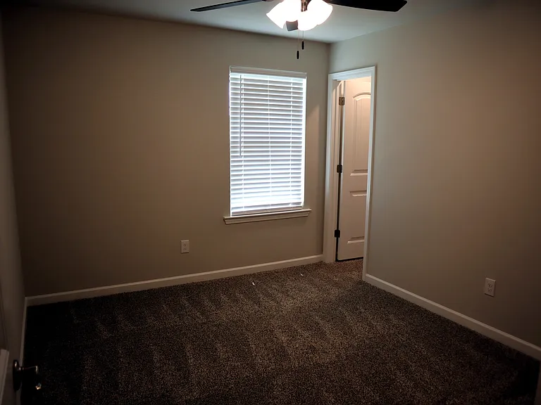 109 Lake Ridge Dr — Photo 8