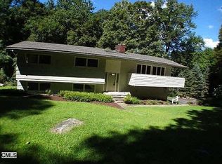 19 Fanton Hill Rd, Weston, CT 06883