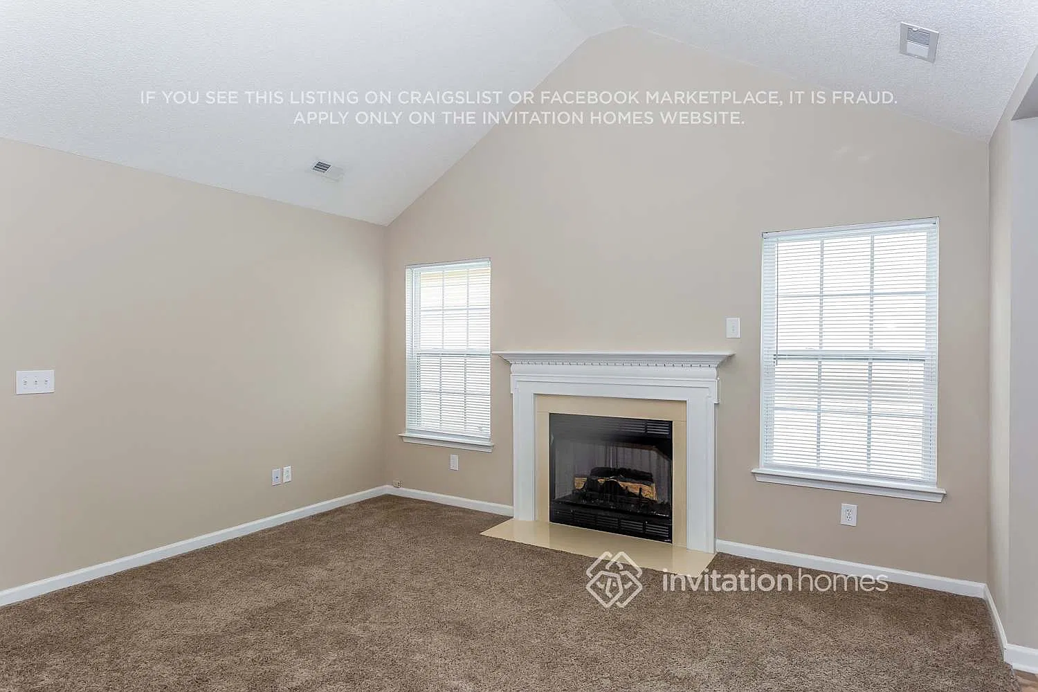 6114 Sid Crane Dr Charlotte, NC 28216 — Photo 4