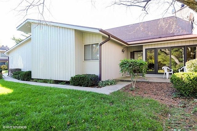 1st image of 29W350 Arthur Compton Ct