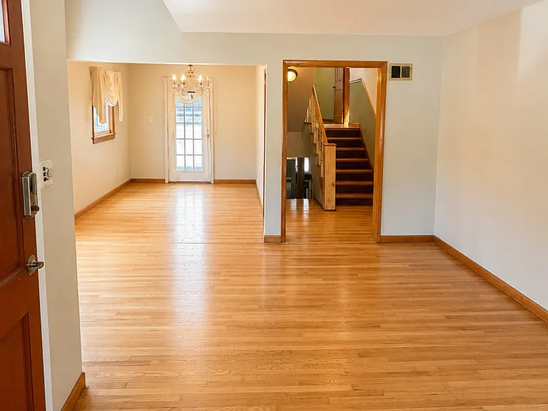 8252 N Caldwell Ave — Photo 3