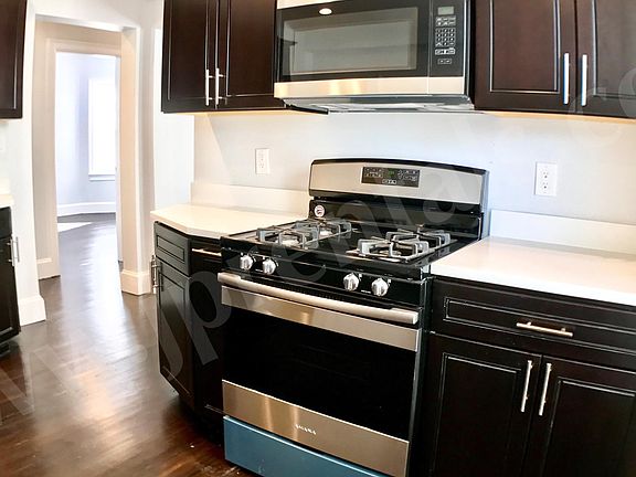 3rd image of 74 Weld Hill St #2RAEKULIK