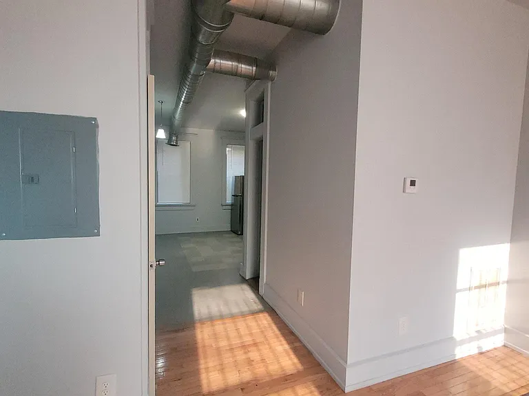 1669 Hamer St #1 — Photo 13