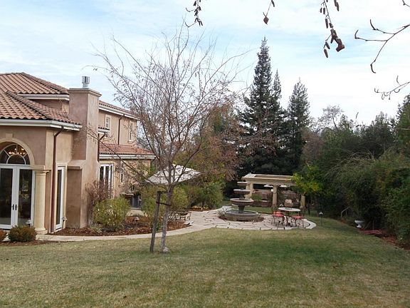 5th image of 14880 Las Flores Ln