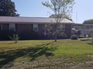 924 Earl Ave, Smithville, TN 37166