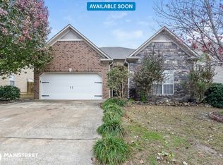 2028 Kerry Cir, Calera, AL 35040