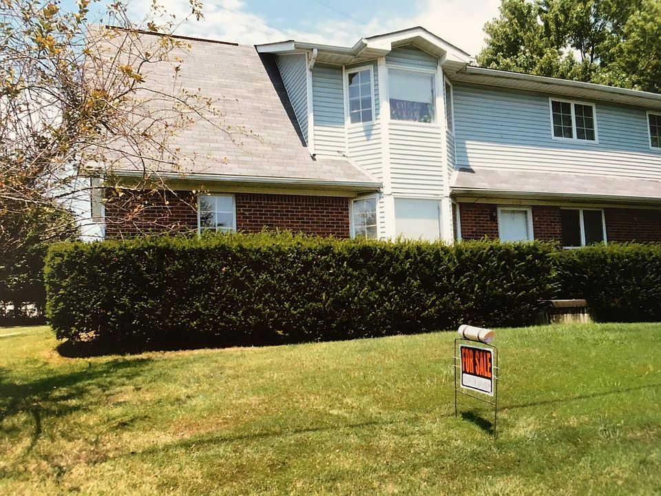 Beatiful 2 story duplex!