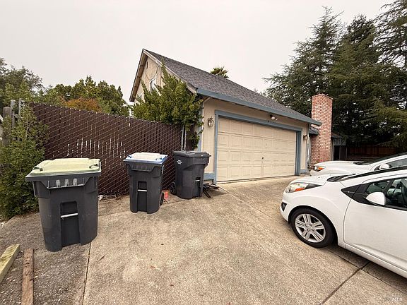 3rd image of 2795 Vista Palomar
