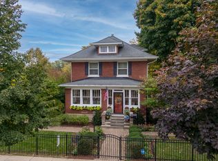 203 S 1st St, Dundee, IL 60118