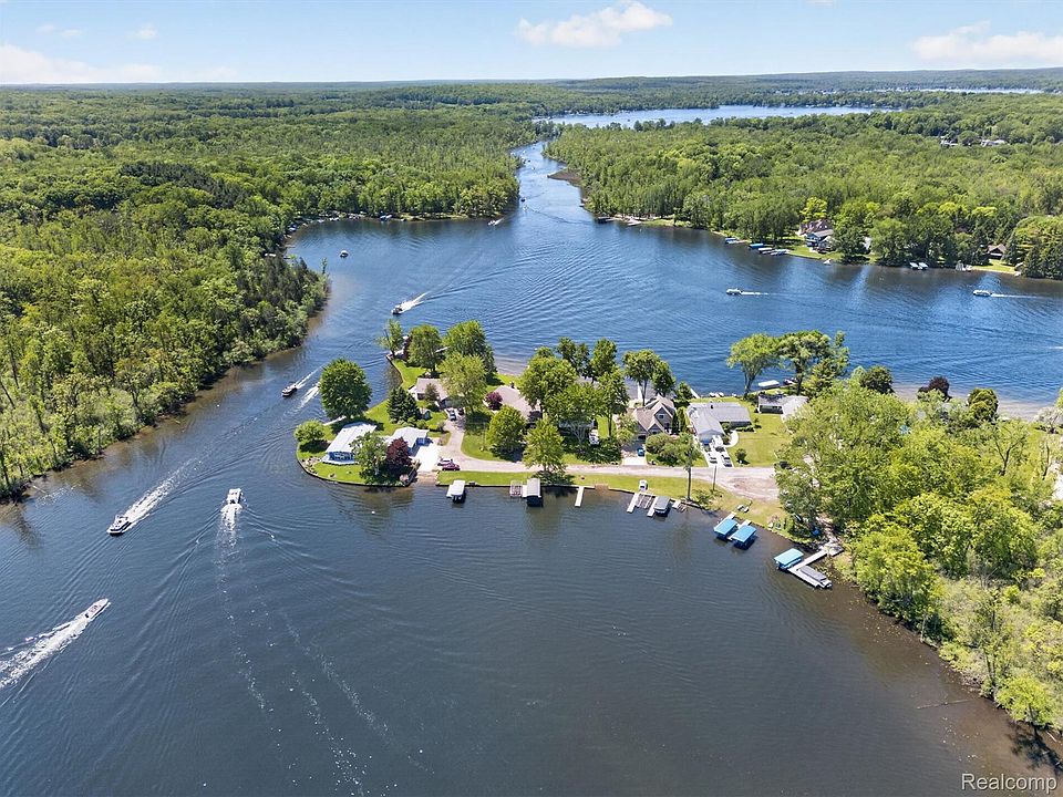 3483 Windwheel Point Dr, photo 3