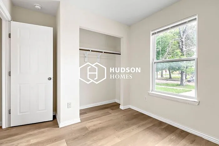 1600 Lucile Ave — Photo 8