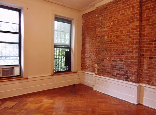 Rented by Sunrise Real Estate | media 2