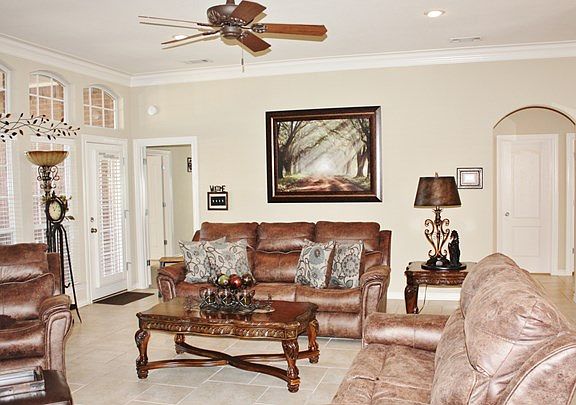 4th image of 5520 Los Patios Dr