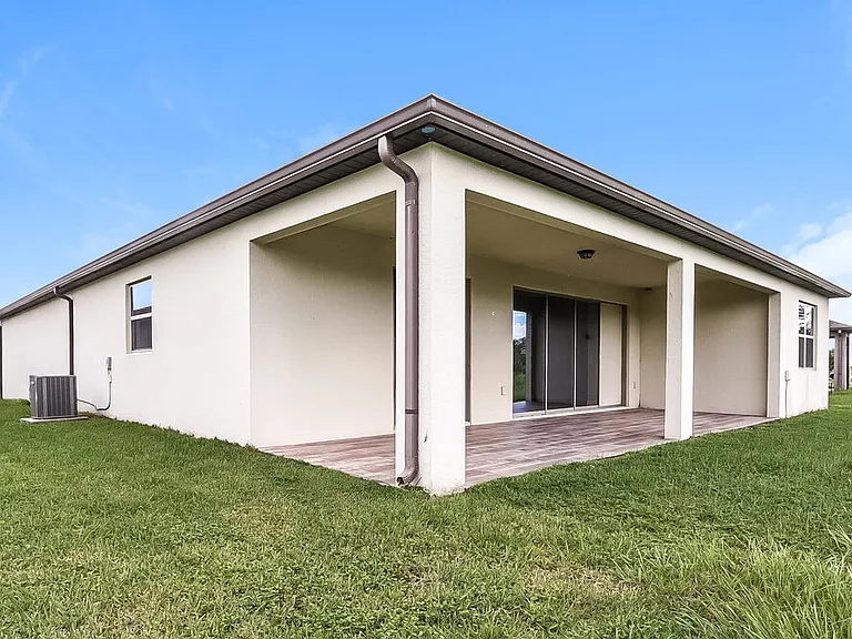 3672 Moca Dr — Photo 16