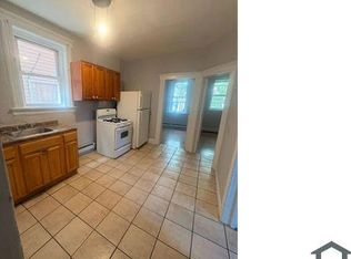 331 E Jersey St #2B, Elizabethport, NJ 07206