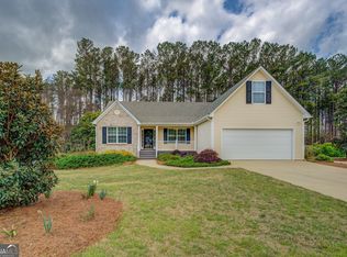 116 Laurel Ln, Social Circle, GA 30025