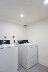 Rented by Rennit Inc.