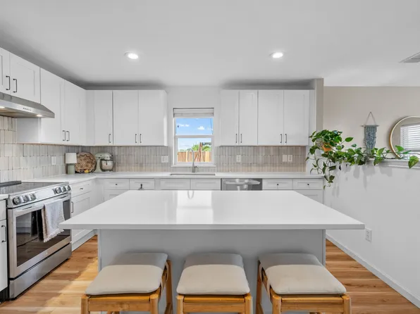 16921 Fenwick Ct, Justin, TX 76247