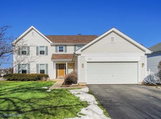 522 Foxdale Ln, Arlington Heights, IL 60004