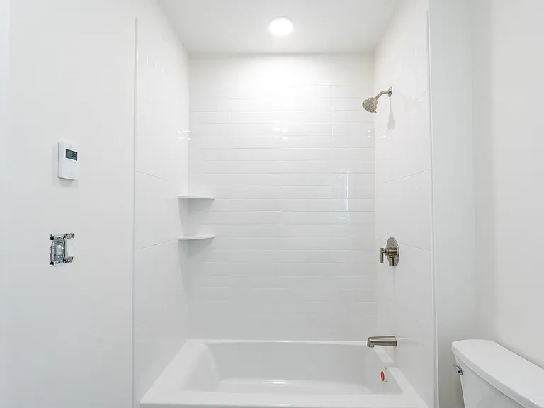 36-38 Hichborn St #503 — Photo 14