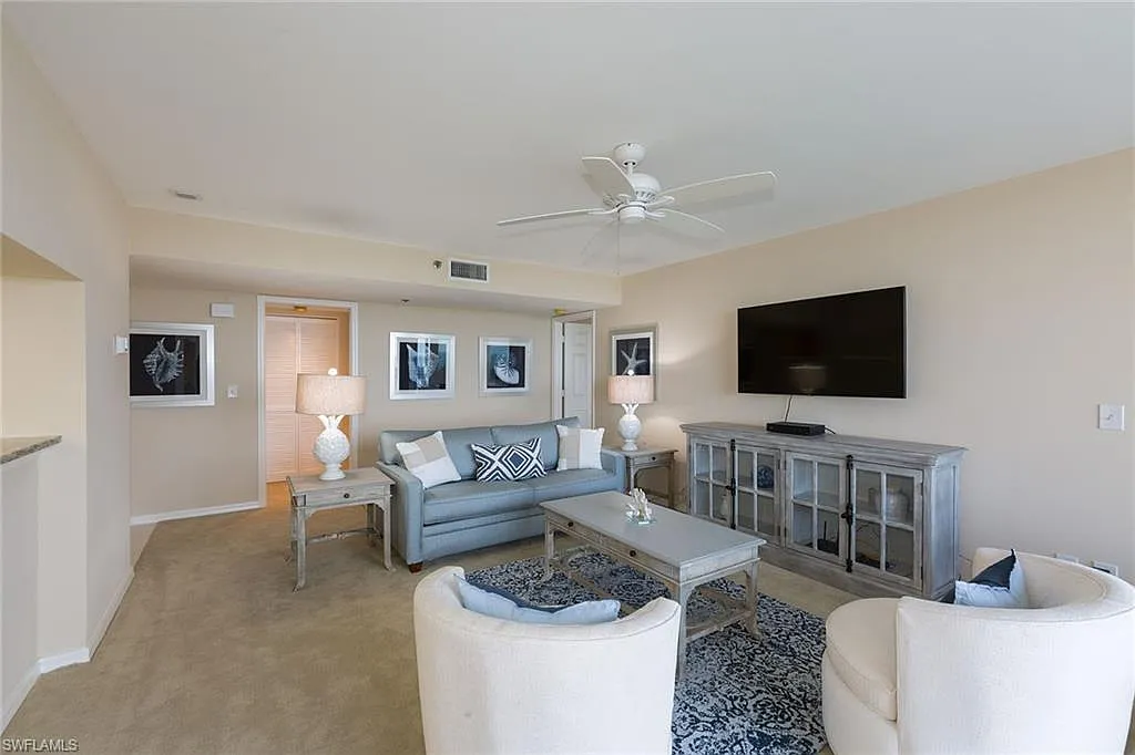 2 bed, 2.0 bath, 1263 sqft, $12,000 — Photo 2